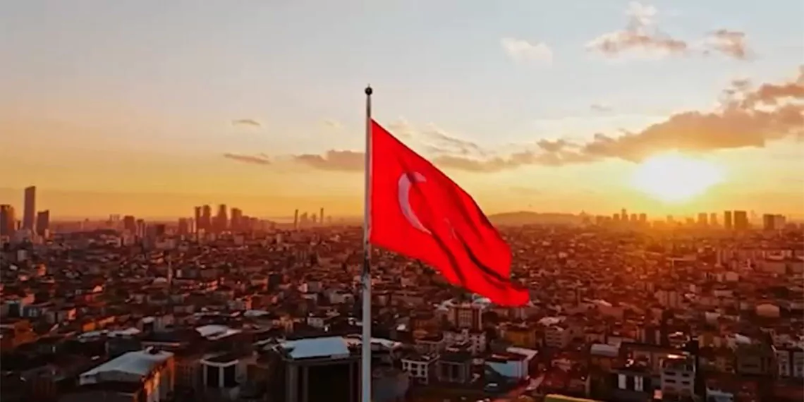 İstanbul merkezli 3 ilde düzenlenen fetö/pyd operasyonunda gözaltına alınanlardan 4'ü tutuklandı.