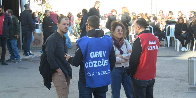 Kartal Belediyesi işçileri grevde