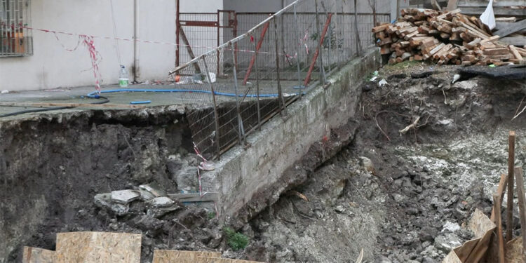 Küçükçekmece'de tahliye edilen binanın akıbeti ne zaman belli olacak?