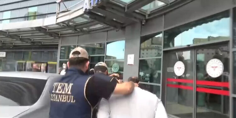 Tuzla'da terör örgütü üyesi 3 kişi tutuklandı