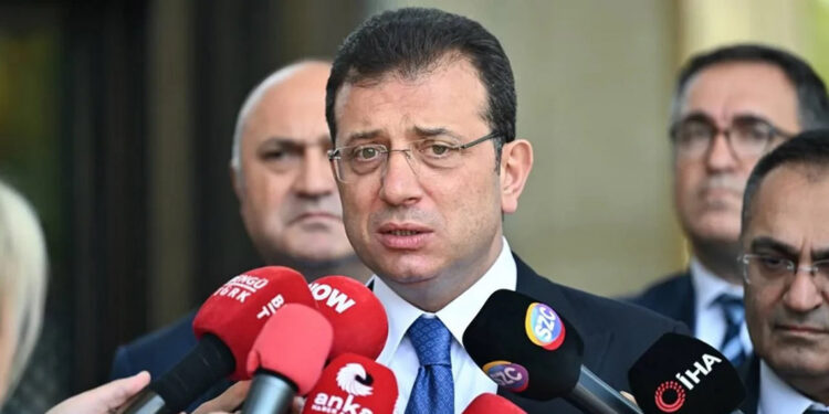 İmamoğlu'nun 'ihaleye fesat karıştırma' davası 20 Kasım'a ertelendi 