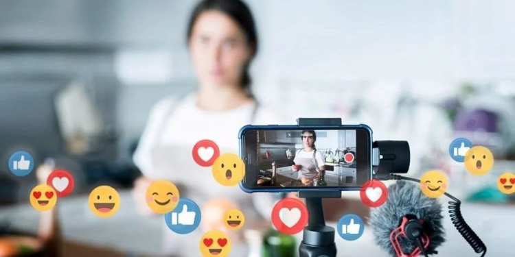 Influencerlara, yasal ve etik ilkeler eğitimi verilecek