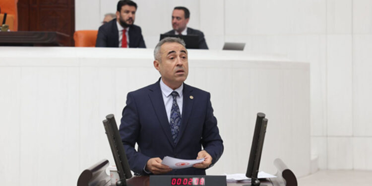 Aile hekimlerinin hakları ellerinden alınıyor