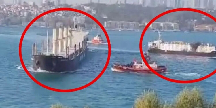 İstanbul Boğazı'nda iki yük gemisi çarpıştı