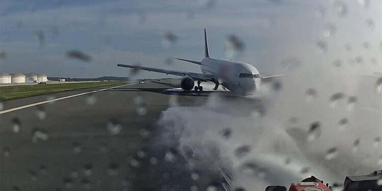 İGA'dan kargo uçağı kazası belgeseli