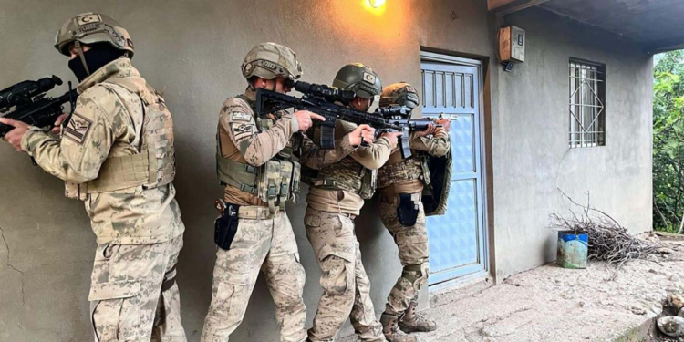 İstanbul'da PKK'ya yönelik operasyon: 18 gözaltı