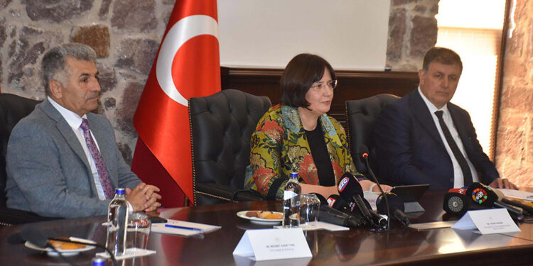 İzmir Körfezi Eylem Planı, 'Mavi bir İzmir Körfezi' vizyonuyla yürütülecek