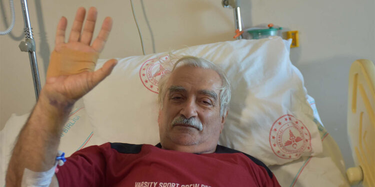 Kalp pili iki kez iltihaplanan hasta, üçüncü operasyonla hayata tutundu