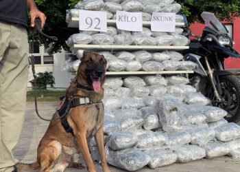 Kamyonetin kasasında 105 kilo 800 gram eroin ele geçirildi