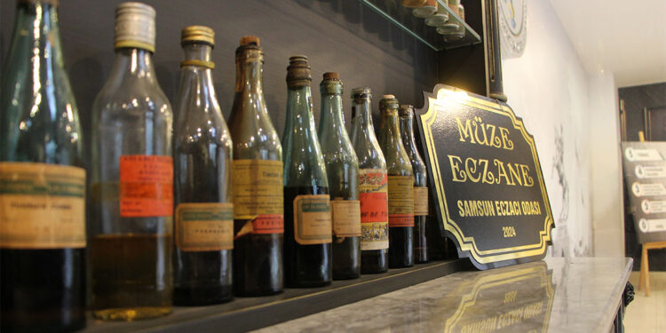 Müze Eczane'deki ecza aletleri yoğun ilgi görüyor