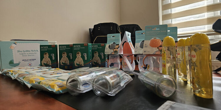 Kağıthane Belediyesi’nden yeni doğan bebekler için hediye paketi