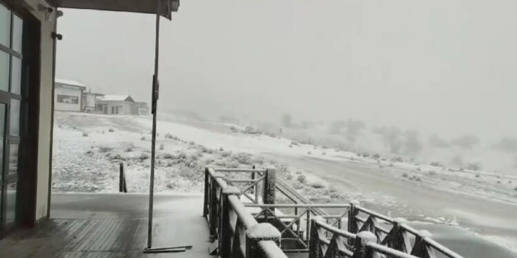 Karabük'ün yüksek kesimlerinde kar yağışı etkili oldu