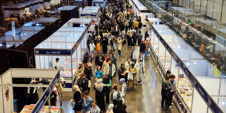 Konya Kitap Günleri ‘Özgürlük için oku’ mottosuyla başladı