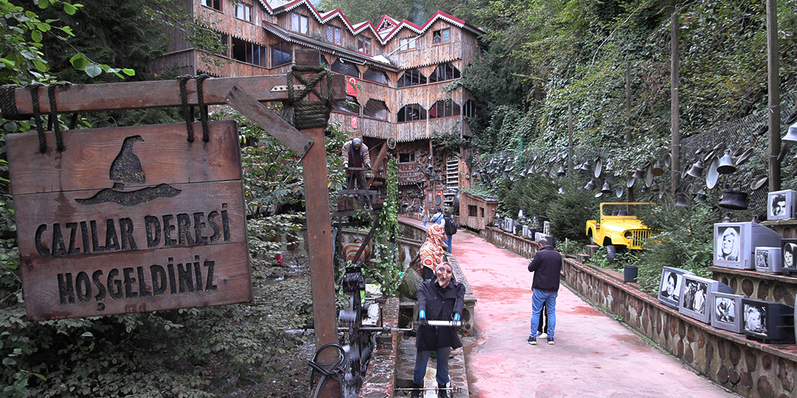 Korku filmlerini aratmayan alabalık tesisi