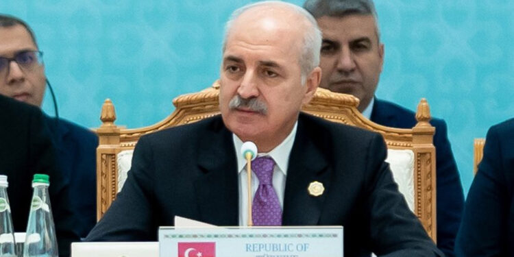 Kurtulmuş, 'Modern Dünya ve Kalkınmanın Temeli Forumu’nda konuştu