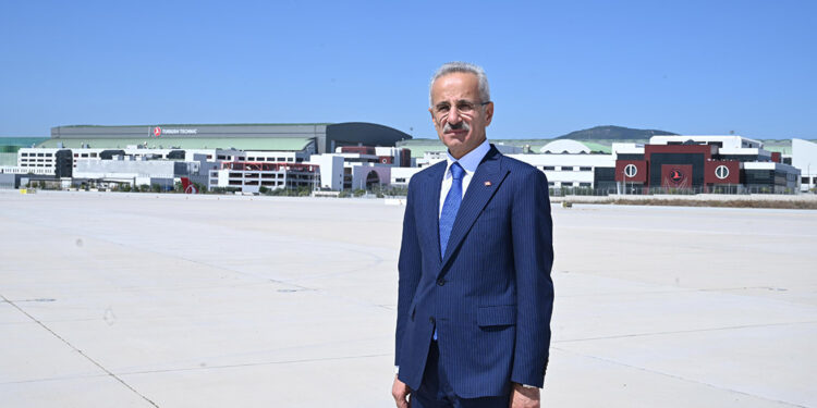 Lübnan'da Türk gemilerinin güvenlik seviyesi en üste çıkarıldı