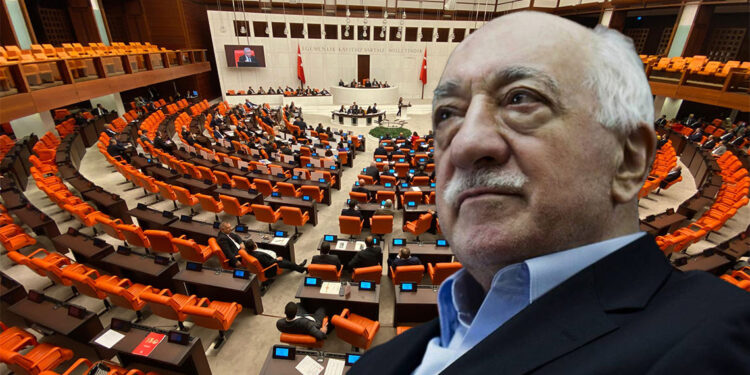 Meclis'te FETÖ tartışması