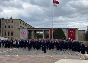 Meclis'te yeni yasama yılı başladı