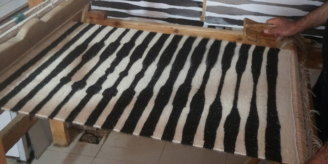 Mona Lisa portresi, coğrafi işaret alan Siirt battaniyesine işlendi