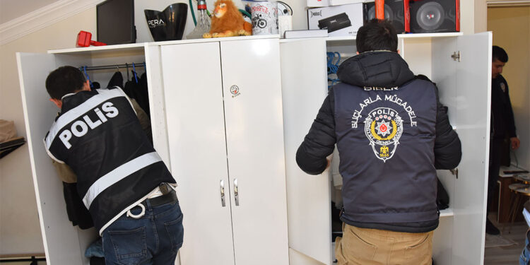 Nevşehir merkezli 6 ilde yasa dışı bahis operasyonu