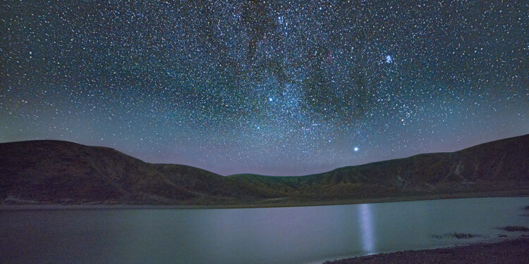 Nemrut'ta yıldızları görüntüledi