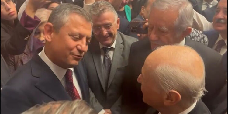 Bahçeli'den Özel'e; Birbirimizi kırmıyoruz inşallah, üzülme!