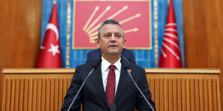 Bu mesele İmamoğlu aday olursa, 'onu seçemezsin' diye millete direnmektir