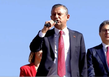 Cumhuriyet kutlamaları Çankaya Köşkü'nde yapılmalı
