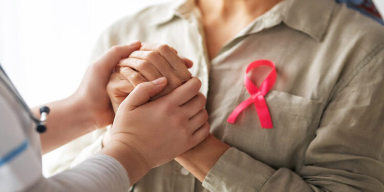 Onkoplastik meme cerrahisi meme kaybı korkusunu azaltıyor