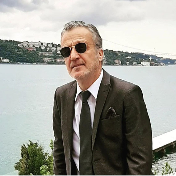 Oyuncu Tekin Temel hayatını kaybetti