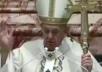 Papa Franciscus'ten, tüm cephelerde ateşkes talebi