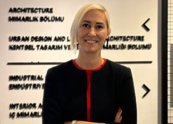 Atıl yapıları yeniden hayata kazandırmak mimarlığın en önemli konusu olmalı