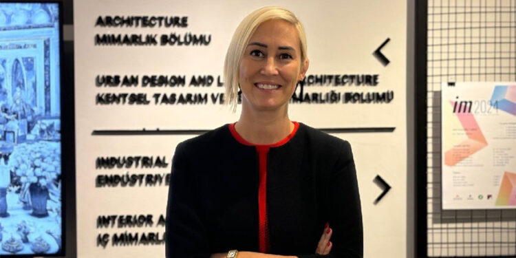 Atıl yapıları yeniden hayata kazandırmak mimarlığın en önemli konusu olmalı