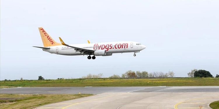 Pegasus, İran uçuşlarını iptal etti