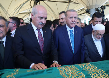 Recai Kutan son yolculuğuna uğurlandı