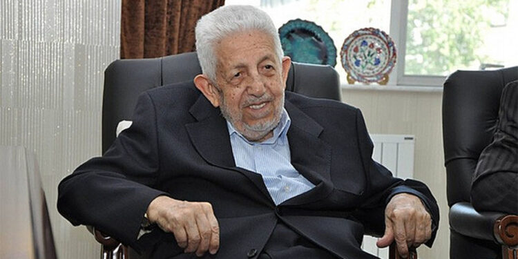 Recai Kutan hayatını kaybetti