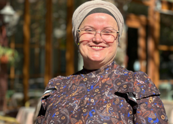 Resim hayalini gerçekleştirmek için 50 yaşında üniversiteye başladı