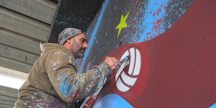 Ressam Yıldıray Yıldırım, sanatını eğitime adadı