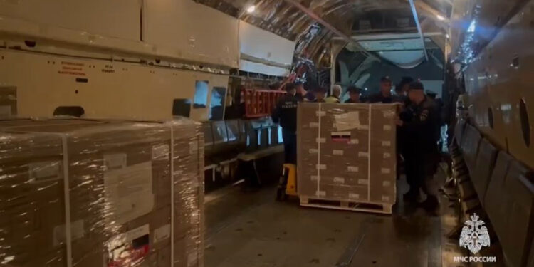 Rusya'dan Lübnan'a 33 tonluk insani yardım