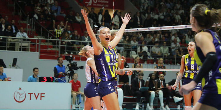 CEV Şampiyonlar Ligi'ne de göz diktik