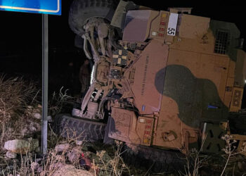Şırnak'ta askeri araç devrildi: 6 asker yaralı
