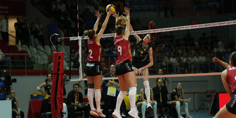 Voleybol Sultanlar Ligi’nde ilk hafta geride kaldı