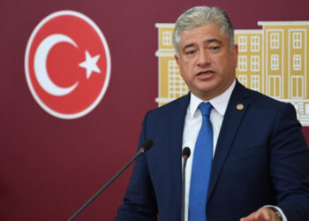 Ek kaynak kitaplar da ücretsiz dağıtılmalı