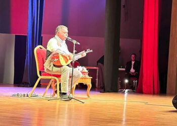 Sancaktepe Kitap Günleri Erdal Erzincan'ın verdiği konser ile sona erdi