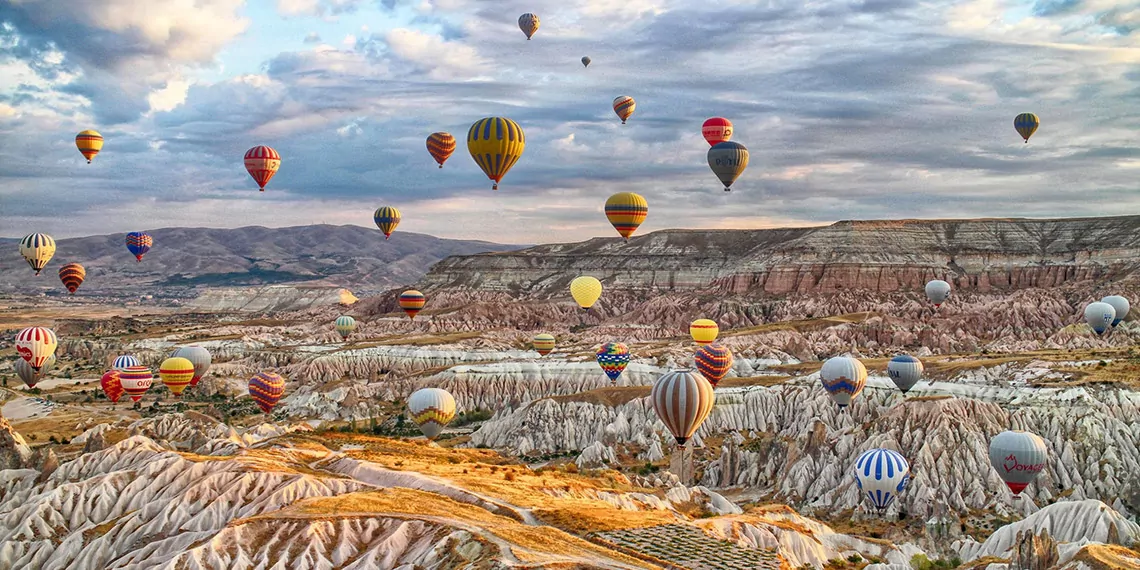 Sıcak hava balonu turizminde 9 ayda 700 bin yolcu taşındı