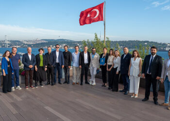 Sinema ve Televizyon Oyunculuğu Akademisi için kolları sıvadılar