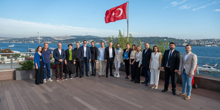 Sinema ve Televizyon Oyunculuğu Akademisi için kolları sıvadılar