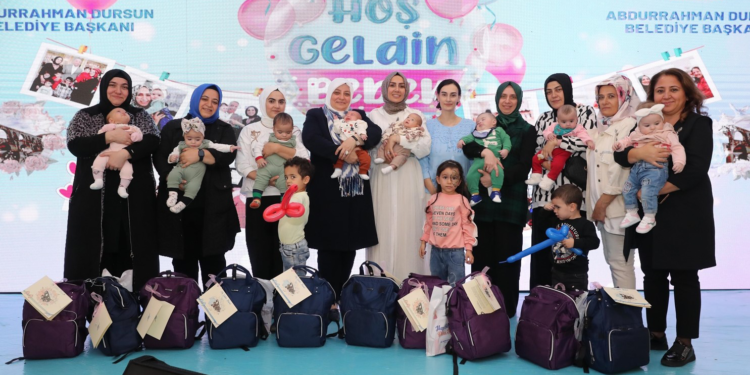 Sultangazi Belediyesi'nden ‘Hoş Geldin Bebek’ programı 