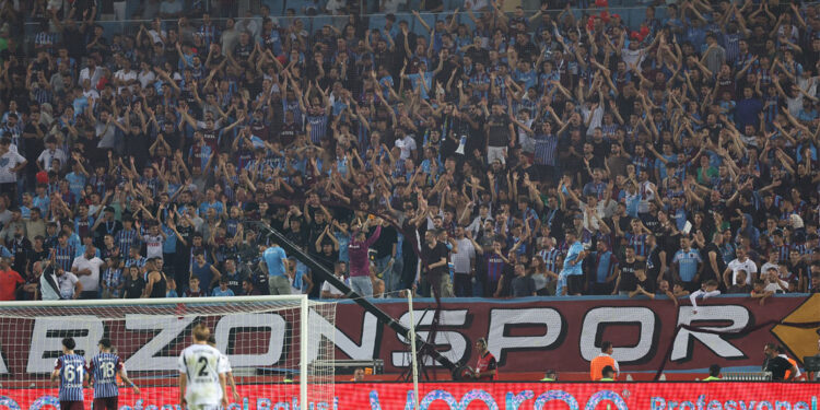 Trabzonspor-Fenerbahçe karşılaşmasına sarı-lacivertli taraftarlar alınmayacak