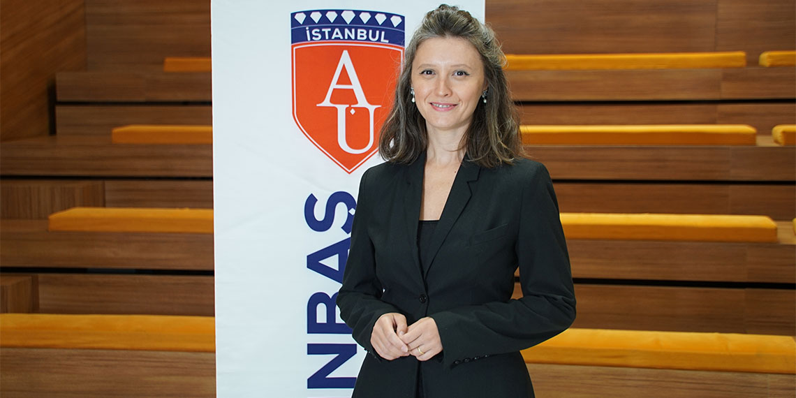 Altınbaş Üniversitesi Gastronomi ve Mutfak Sanatları Bölümü Öğretim Üyesi, Gıda Mühendisi Dr. Merve Yavuz Düzgün, 'Tüketiciler alışveriş yapmadan önce bakanlığın açıkladığı listelere mutlaka dikkat etsin' dedi.